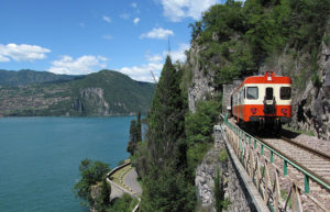 Tratto ferroviario panoramico