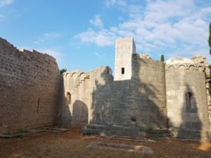 Targaryen - le mura dell'Abbazia