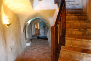 Castello di Montebello, interni Castello di Montebello fantasmi