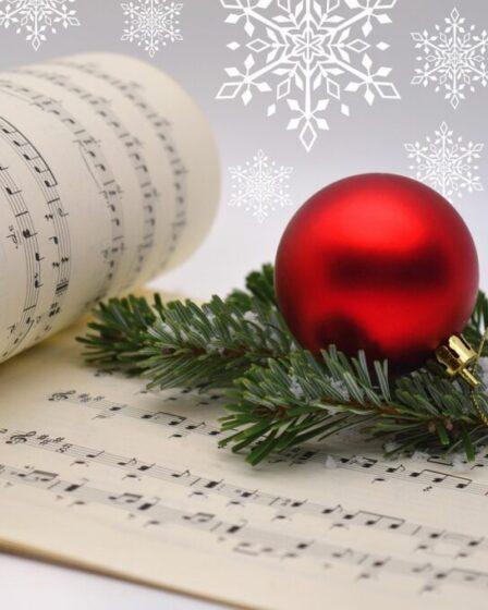 Canti di Natale. Foto di Frauke Riether da Pixabay.