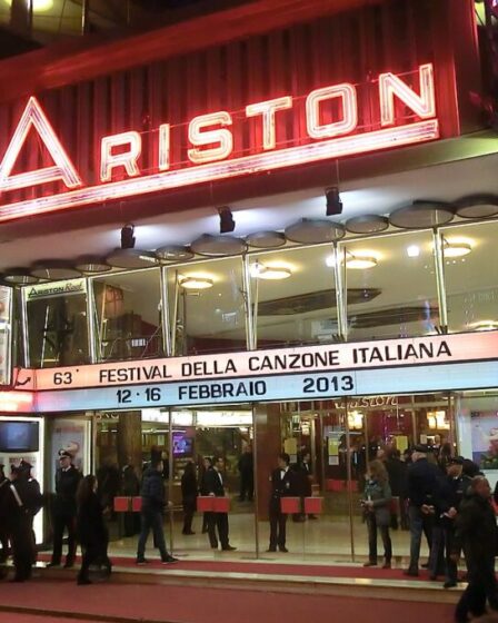 Teatro Ariston, Festival di Sanremo. Immagine di pubblico dominio da Wikimedia Commons.