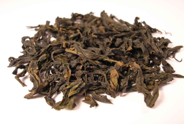 Foglie di tè oolong (乌龙茶)