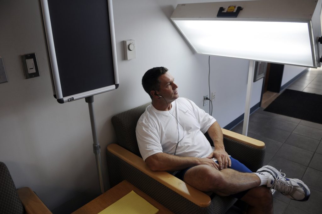 Fototerapia per il trattamento del disturbo affettivo stagionale - Il modello di lampada ancora usato è la light box