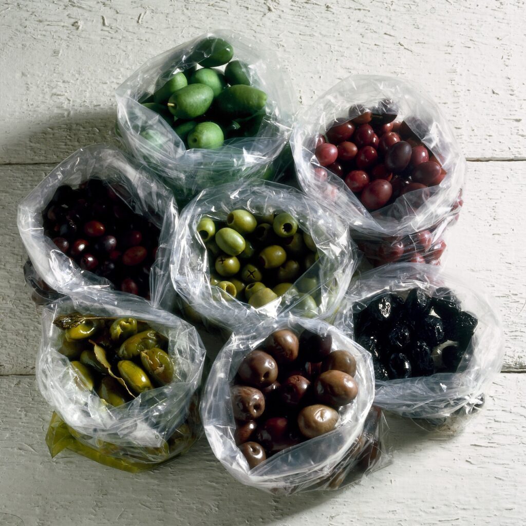 olive da tavola, varietà verdi, nere, viola