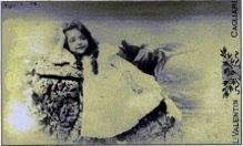 Foto di Zaira Deplano, la bambina col cerchio morta di meningite fulminante a soli sei anni a Iglesias.