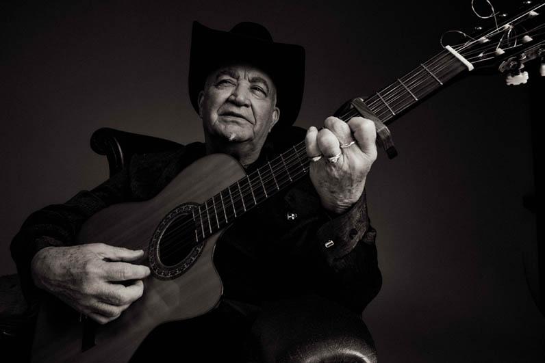 Eliades Ochoa al festival Dromos 2025, 3 agosto a Oristano.