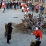 Il Carnevale di Mamoiada, via Wikimedia Commons.