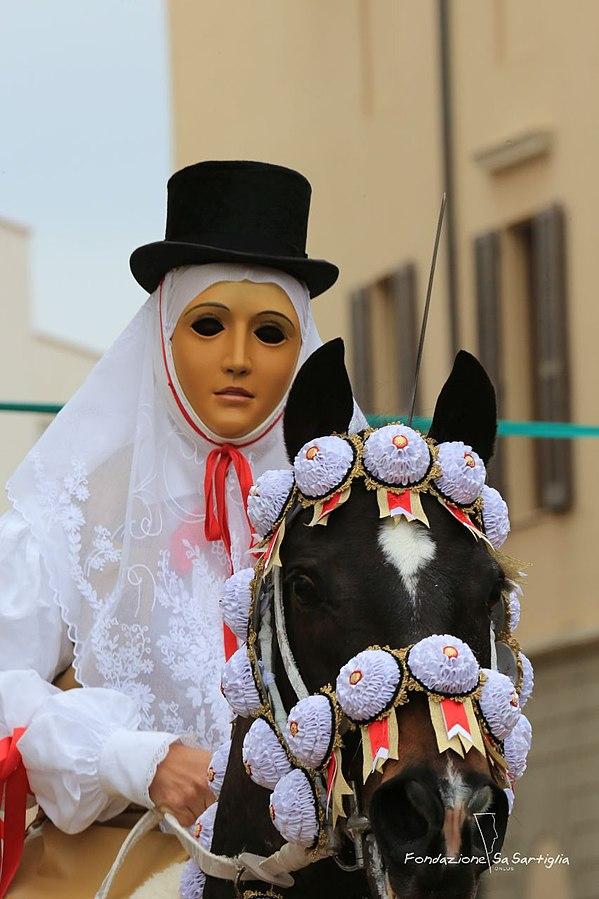 Su Componidori del Gremio dei contadini. Foto: Sa Sartiglia via Wikimedia Commons.
