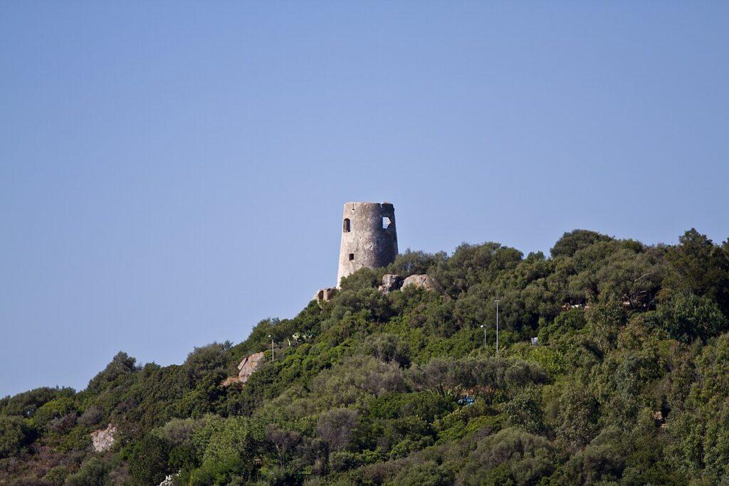 Capo San gemiliano con l'omonima torre