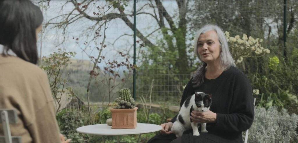 Frame da Ricordando Romero, il docufilm girato da Simonetta Columbe, incentrato sulla figura di Renzo Romero. Anteprima nazionale il 14 giugno 2025 a Foresta Burgos.