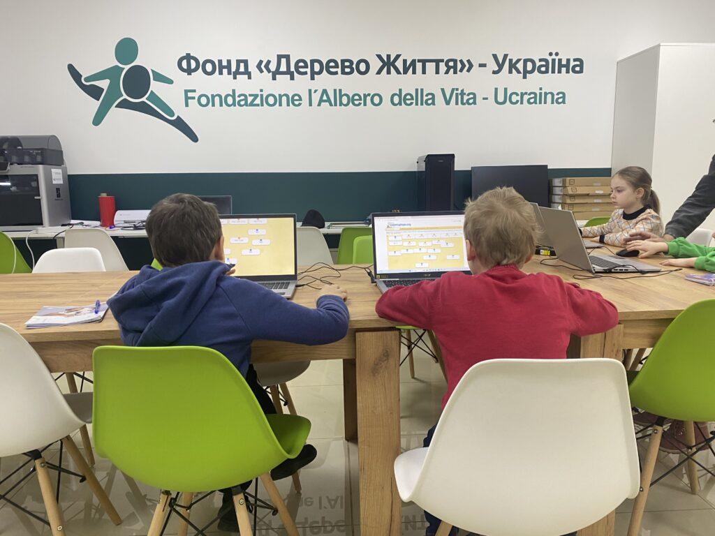 Fondazione l'Albero della Vita in Ucraina. Immagine free press.