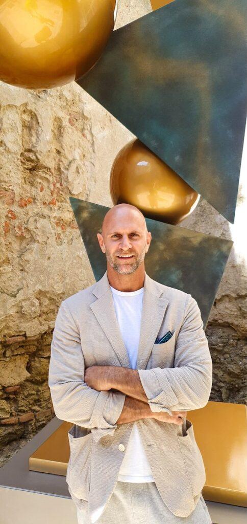Cesare Catania, lo scultore de "Il cCuore della Terra - Versione Phygital".