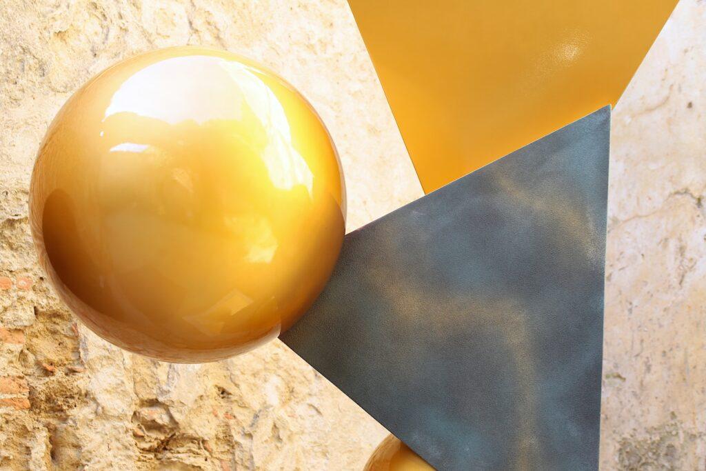 Il Cuore della Terra, Phy Versione, Di Cesare Catania, sarà visitabile dal 31 luglio al 30 agosto 2025 a Marina di Pietrasanta (LU).