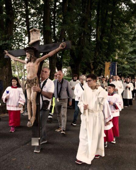 Processione di Brescello, Parva Mundi.